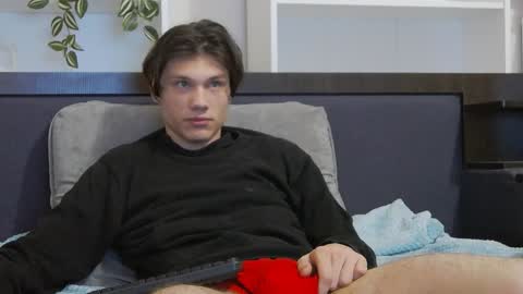 Snapshot of calvin_cay chatting on January 2025 12:38:01 AM Calvin online show from January 2025 12:38:01 AM