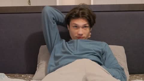 Snapshot of calvin_cay chatting on January 2025 01:16:01 AM Calvin online show from January 2025 01:16:01 AM