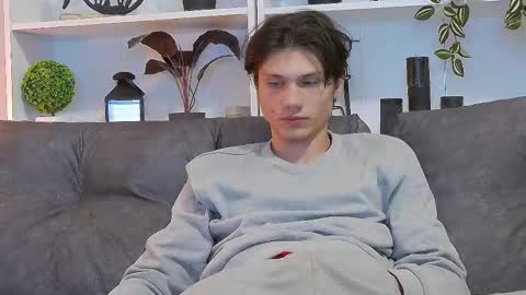 Snapshot of calvin_cay chatting on March 2025 12:31:01 AM Calvin online show from March 2025 12:31:01 AM