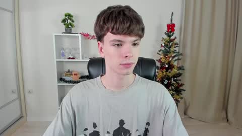 Hey I am Calvin  online show from January 2025 07:02:02 PM