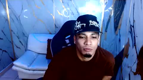 Snapshot of cam_xman chatting on June 2026 12:18:01 PM cam_xman online show from June 2026 12:18:01 PM