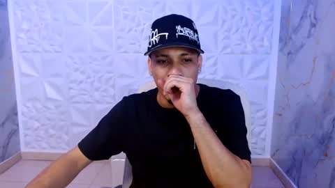 Snapshot of cam_xman chatting on July 2026 02:38:01 AM cam_xman online show from July 2026 02:38:01 AM