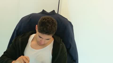 Snapshot of camara110 chatting on November 2025 02:39:02 AM camara110 online show from November 2025 02:39:02 AM