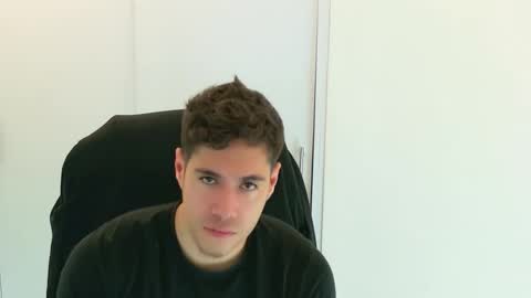 Snapshot of camara110 chatting on November 2025 08:20:01 PM camara110 online show from November 2025 08:20:01 PM