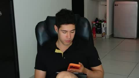 Snapshot of camara110 chatting on July 2026 12:52:02 AM camara110 online show from July 2026 12:52:02 AM