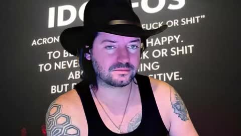 Snapshot of camarant chatting on November 2025 09:06:02 AM camarant online show from November 2025 09:06:02 AM