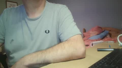 cambsuk online show from November 2025 02:43:01 AM