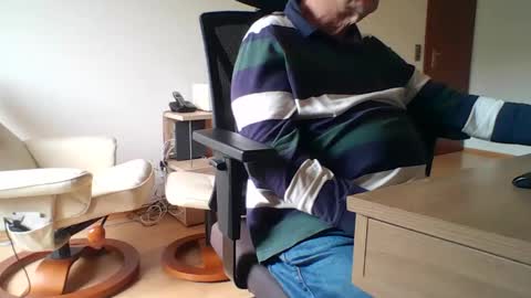 camcologne online show from October 2025 10:01:01 AM