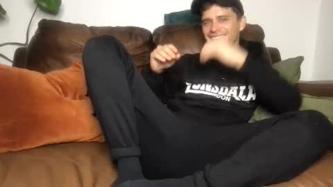 CamDoAttitude online show from November 2025 01:00:02 PM