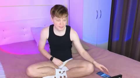 Cameron online show from December 2025 08:52:02 AM