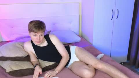 Cameron online show from December 2025 09:29:02 AM