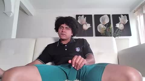 Snapshot of camfaber chatting on October 2025 05:44:02 PM Stiven online show from October 2025 05:44:02 PM