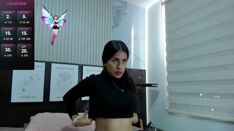 cami_as online show from October 2025 01:11:02 PM
