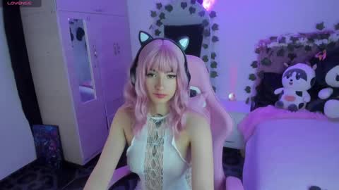 Snapshot of cami_mila99 chatting on March 2025 02:39:01 AM CAMI online show from March 2025 02:39:01 AM