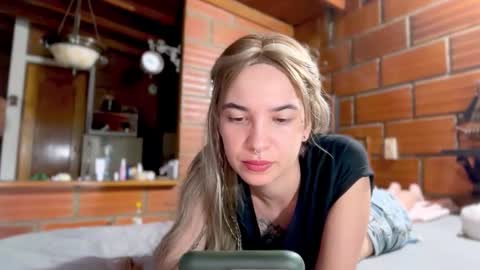 Snapshot of camii19y chatting on September 2025 09:38:01 PM camii19y online show from September 2025 09:38:01 PM