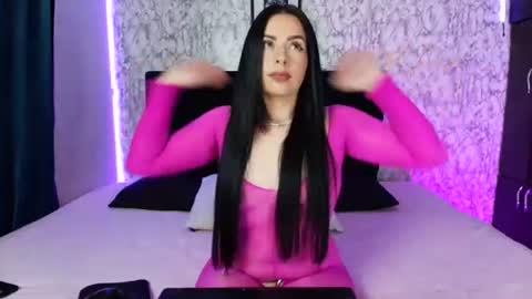Snapshot of camii_evanns chatting on July 2026 08:55:02 PM Camila online show from July 2026 08:55:02 PM