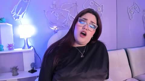 Camila Osorio online show from December 2025 10:15:01 PM