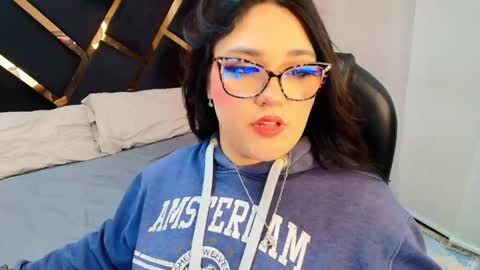 Camila Osorio online show from April 2026 07:54:01 PM