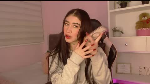 Snapshot of camiilaatorres chatting on April 2026 05:39:02 PM camila online show from April 2026 05:39:02 PM