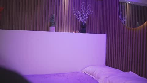 Camila online show from April 2026 03:29:01 AM