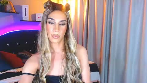 Camila online show from December 2024 10:03:02 AM