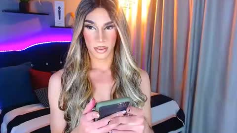 Camila online show from January 2025 02:43:02 AM