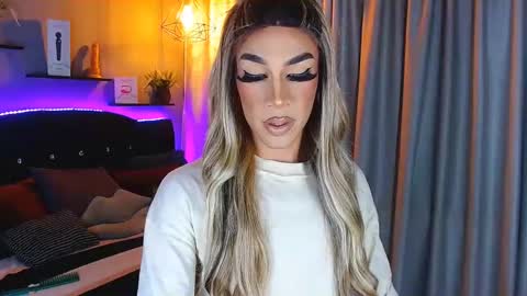 Camila online show from January 2025 03:09:02 AM