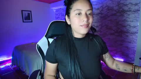 Snapshot of camila_iroose chatting on May 2026 12:49:01 AM Camila Roose online show from May 2026 12:49:01 AM