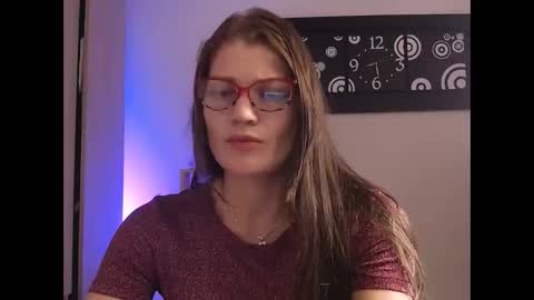 Camila ventura online show from November 2025 06:12:01 PM