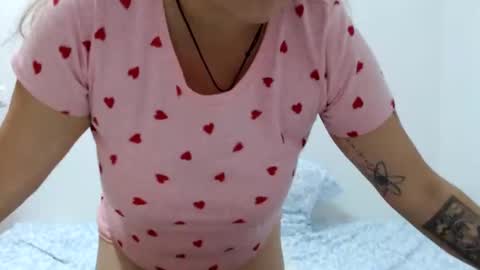 Camila Villaneva online show from October 2025 12:58:01 PM