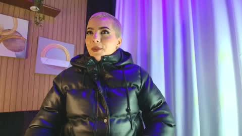    online show from November 2025 05:18:01 AM