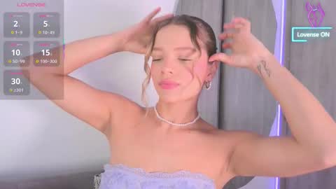 Camila Monroee  online show from January 2026 02:33:02 PM