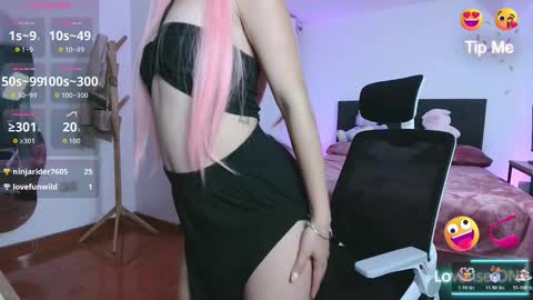 Camill Belrose online show from October 2025 10:54:02 PM