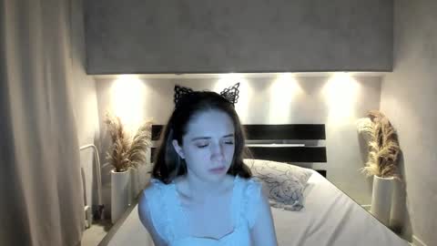 Camilla online show from October 2025 01:11:01 AM