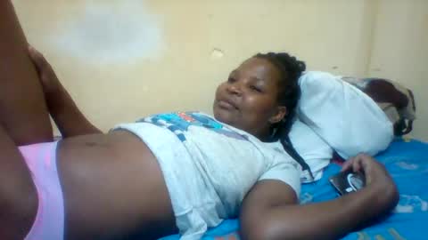 Snapshot of camillah_sweet chatting on June 2026 06:20:02 PM camillah_sweet online show from June 2026 06:20:02 PM