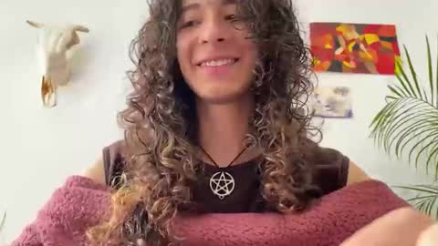  Camille   online show from November 2025 04:06:02 PM