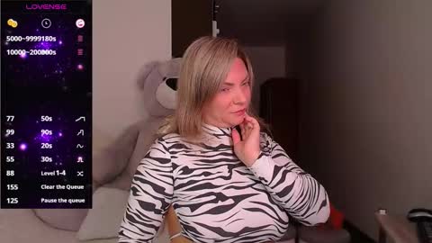 Camille Game online show from October 2025 12:06:01 AM