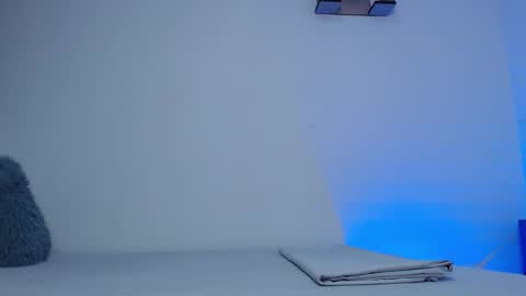 camilo_contre21 online show from March 2026 11:21:01 PM