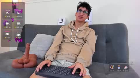 Snapshot of camilo_stark chatting on November 2025 03:28:02 AM Camilo online show from November 2025 03:28:02 AM