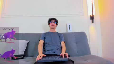 Snapshot of camilo_stark chatting on February 2026 03:21:02 AM Camilo online show from February 2026 03:21:02 AM