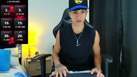 Snapshot of camilobass_ chatting on June 2026 02:09:02 AM Camilo Bass online show from June 2026 02:09:02 AM