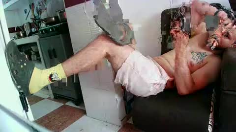 Snapshot of camiloex chatting on December 2024 07:18:02 PM Camilo online show from December 2024 07:18:02 PM