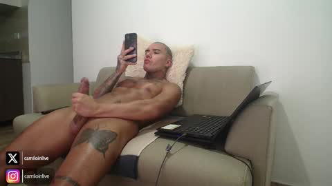 camiloinlive online show from October 2025 01:42:01 AM