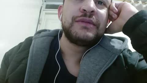 Snapshot of camiloking17 chatting on December 2024 09:51:02 AM camilo online show from December 2024 09:51:02 AM