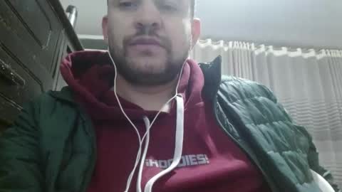 Snapshot of camiloking17 chatting on December 2024 08:41:01 AM camilo online show from December 2024 08:41:01 AM