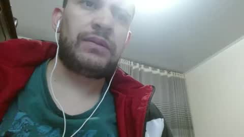 Snapshot of camiloking17 chatting on January 2025 09:24:02 AM camilo online show from January 2025 09:24:02 AM