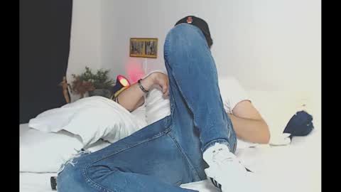 camilo online show from January 2025 02:09:02 AM