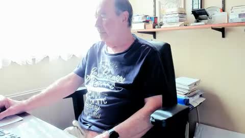 Cammee online show from March 2026 09:59:01 AM