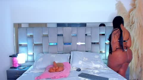 Camila online show from April 2026 04:34:02 PM