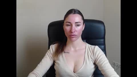 cammila horn online show from February 2026 06:41:02 AM